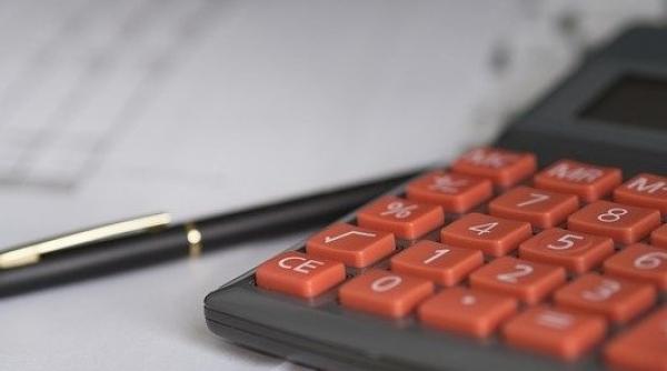 Covid-19: Deficit public record în 2020 în Franța