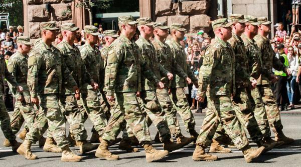 Retragerea trupelor SUA din Germania schimbă ordinea mondială - Analiză