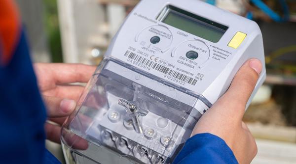 Pandemia amână liberalizarea prețului gazelor și a energiei electrice