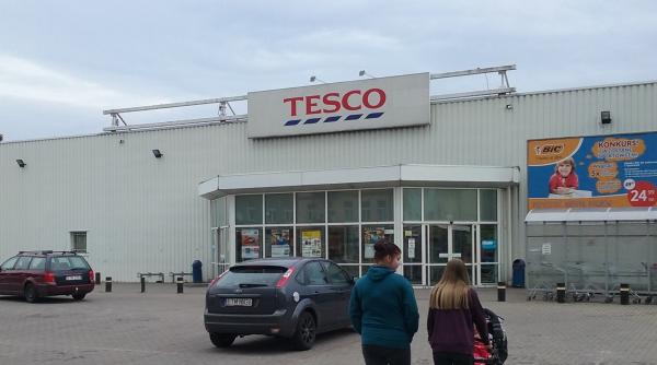 Britanicii de la Tesco, schimbare de planuri. Au vândut tot