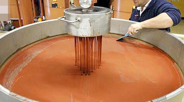 Noul coronavirus închide o fabrică de dulciuri din București