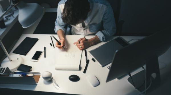 AHK încurajează iniţiativa de implementare a modelului Kurzarbeit în România