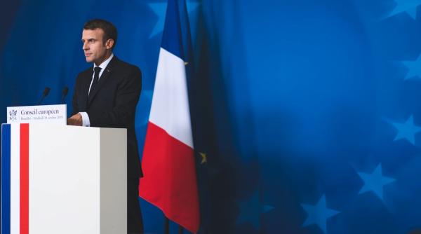 Emmanuel Macron a spus DA. Va pleca peste mări și țări