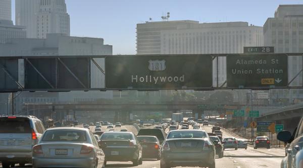 Coronavirus în SUA. Ordin: La Los Angeles se închid toate 