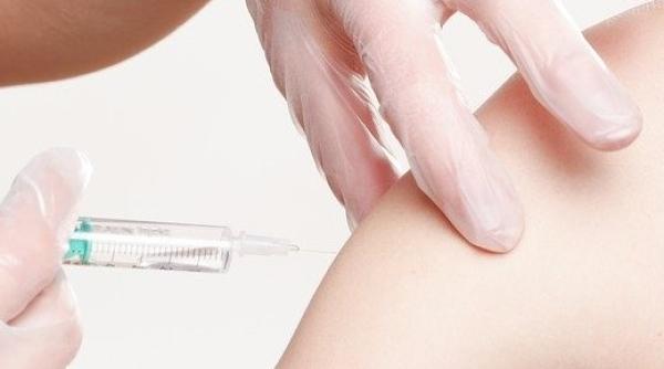 Vaccin. Armata Chinei a primit aprobarea! Li se va face injecție