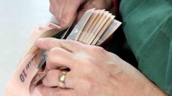 Patru emisiuni de titluri de stat prin Programul Tezaur. Dobânzi de până la 4,75%