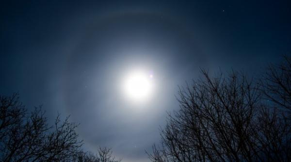 Astronomii au AMUȚIT! Așa ceva nu s-a mai ÎNTÂMPLAT