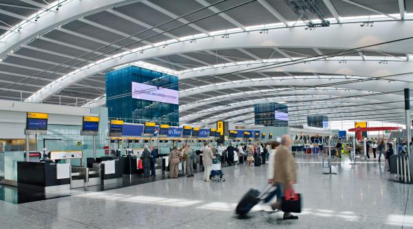 Britanicii au o listă cu 59 de țări, scutite de carantinnă