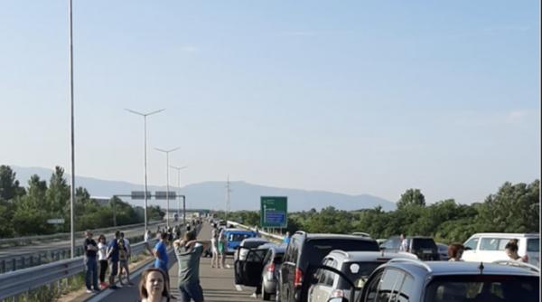 Românii nu mai pot intra în Grecia