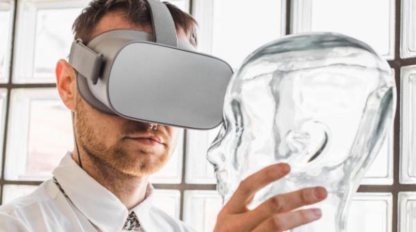 Operația 5G! Intervenție chirurgicală de la DISTANȚA de peste 14.000 km