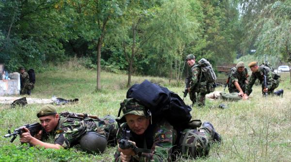 Modificare legislativă. Armata ar putea redeveni obligatorie