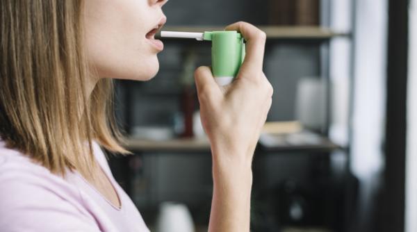 Suedezii pun la punct un spray bucal anti SARS-CoV-2