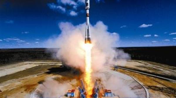 China a lansat cu succes prima sa misiune către Marte