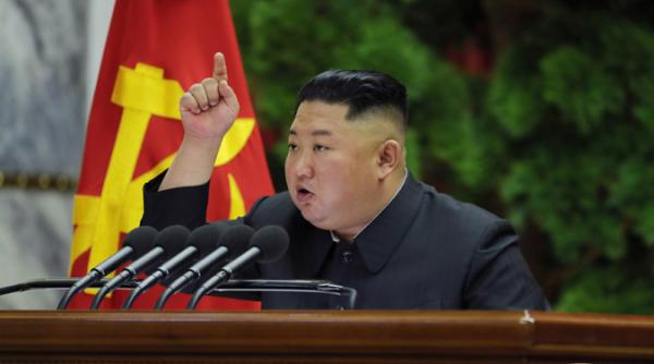 Kim Jong-Un a HOTĂRÂT! Cum sunt pedepsiți cei care nu poartă mască