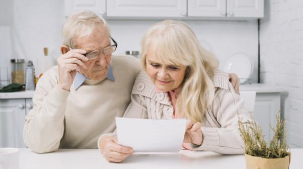 CNPP: Câți pensionari au primit indemnizație socială în iunie