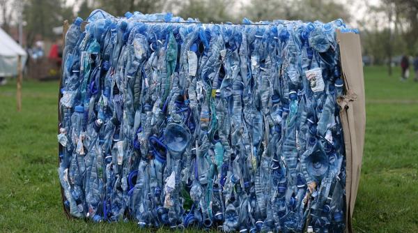 Covid-19: Acumularea de DEȘEURI de plastic preocupă Europa