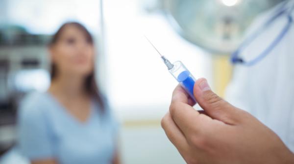 Rusia în ALERTĂ! Mii de oameni s-au VACCINAT împotriva unei BOLI