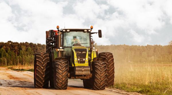 Oroș promovează cooperativele agricole. Cum explică