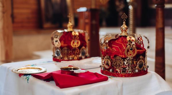 Cuplu regal își cere SCUZE! Ce reguli au încălcat 