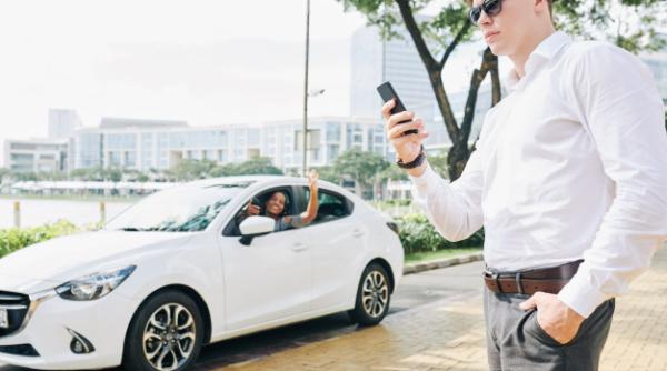 Mașini la preț redus. Alianța Renault-Nissan s-a înțeles cu Uber