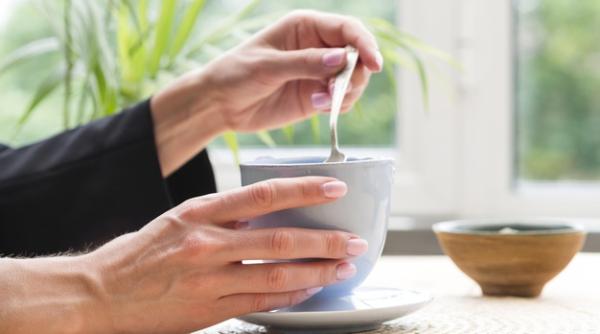 Premiat cu 2,9 mil. $ pentru un tratat despre cum se amestecă ceaiul