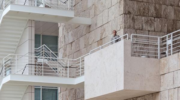 Viața la bloc. Cum se scapă de o amendă de 2500 lei. SIMPLU