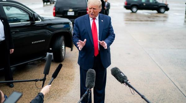 Incendiile din California. Trump: La un moment dat se VA RĂCORI