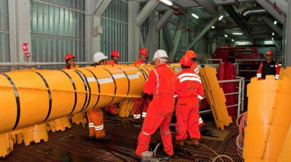 Începe montarea conductei de gaz din Marea Neagră