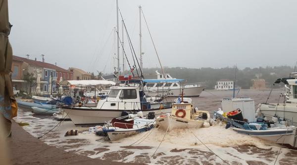 Ciclonul din Mediterana a lovit Grecia