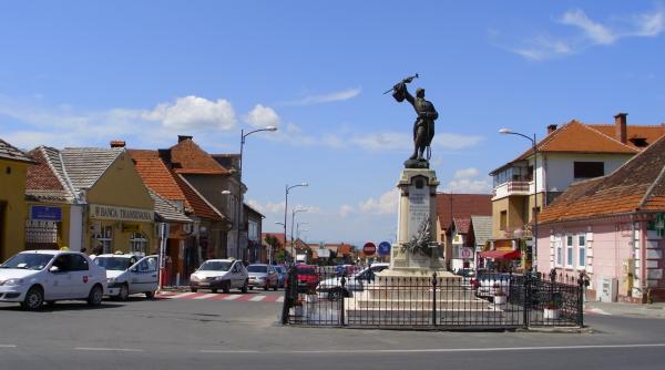 Zonă din staţiunea balneoclimaterică Săcelu, închisă