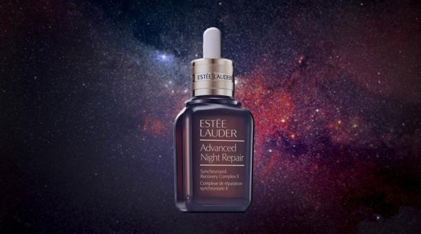 Estee Lauder se duce în spațiu pentru o ședință foto. Cât costă