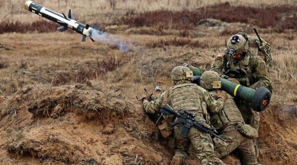 Soldații SUA învață să DISTRUGĂ toate armele Chinei și Rusiei VIDEO