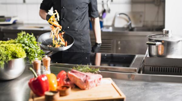 Prefectul Capitalei. Decizie privind restaurantele. Există o EXCEPȚIE