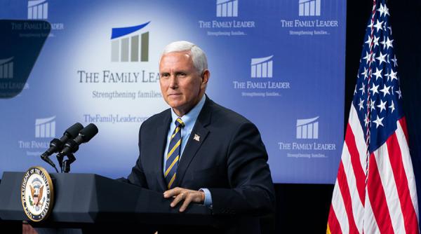 Mike Pence, suspect de Covid-19. Ce l-a dat de gol