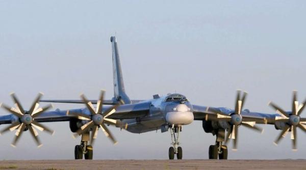 ALERTĂ în aer! Bombardiere rusesti, escortate de avioane americane