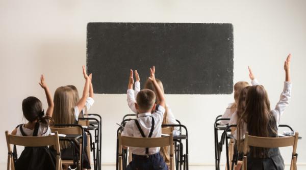 Ministerul Educației. Date NOI privind desfășurarea cursurilor