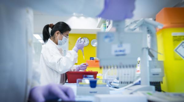 COVID-19. Vești EXTRAORDINARE de la AstraZeneca