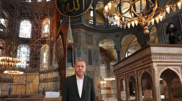 Erdogan ACUZĂ Rusia: Moscova NU doreşte o "pace durabilă"