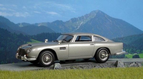 Schimbare de acționariat la producătorul mașinilor lui James Bond