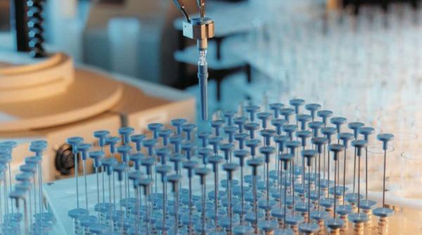 Vaccin anti-covid. AstraZeneca, veste proastă pentru britanici 