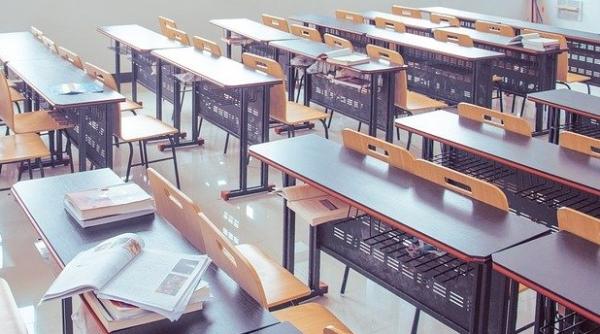 Ministerul Educației: Noi date privind desfășurarea cursurilor 