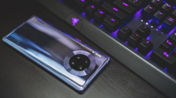 Huawei renunță la un brand! Importantă schimbare de strategie