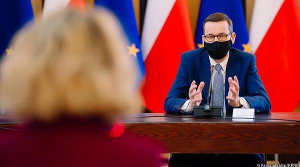 Polonia AVERTIZEAZĂ! Vom combate ”oligarhia europeană”