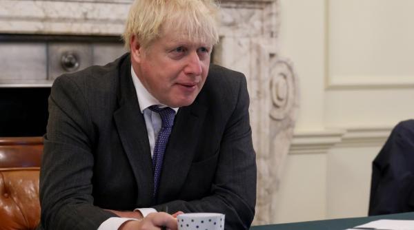 Boris Johnson: Nu vă faceți griji copii, COVID nu îl va opri pe Moș Crăciun