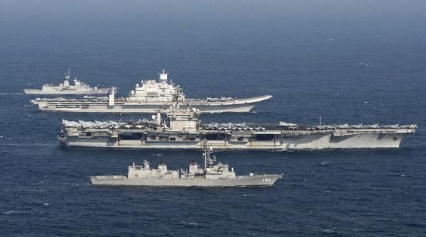 SUA vrea o flotă care va putea sa-i sugrume pe chinezi