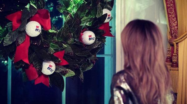 Melania Trump, ASPRU criticată pentru BRAZII de Crăciun  FOTO