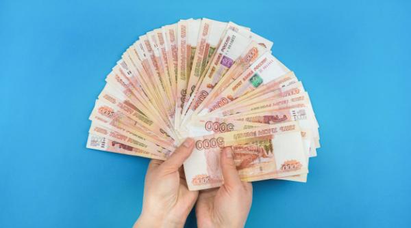 Rusia: Economia va crește cu 3,8% în 2021, iar RUBLA se va aprecia