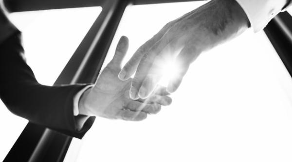 Expert israelian, afirmație ȘOC! EXTRATEREȘTRII au bătut palma