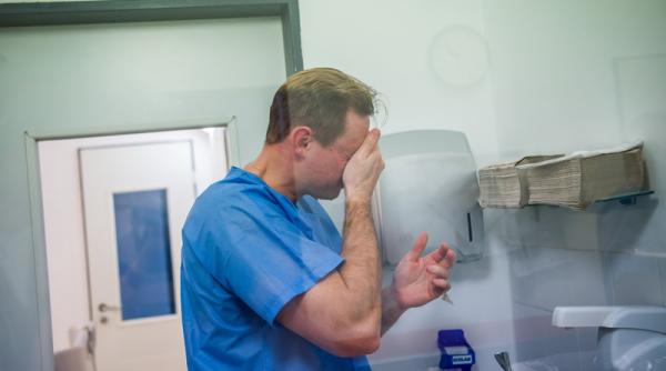 Bilanț COVID-19. România a depășit 14.000 de decese