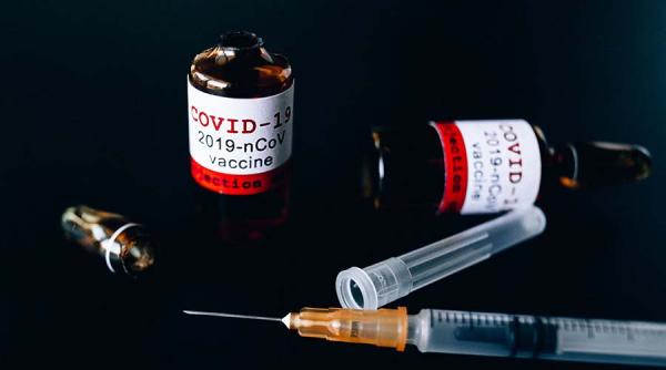 COVID-19. Diferențe și asemănări între vaccinurile Pfizer/BioNTech și Moderna